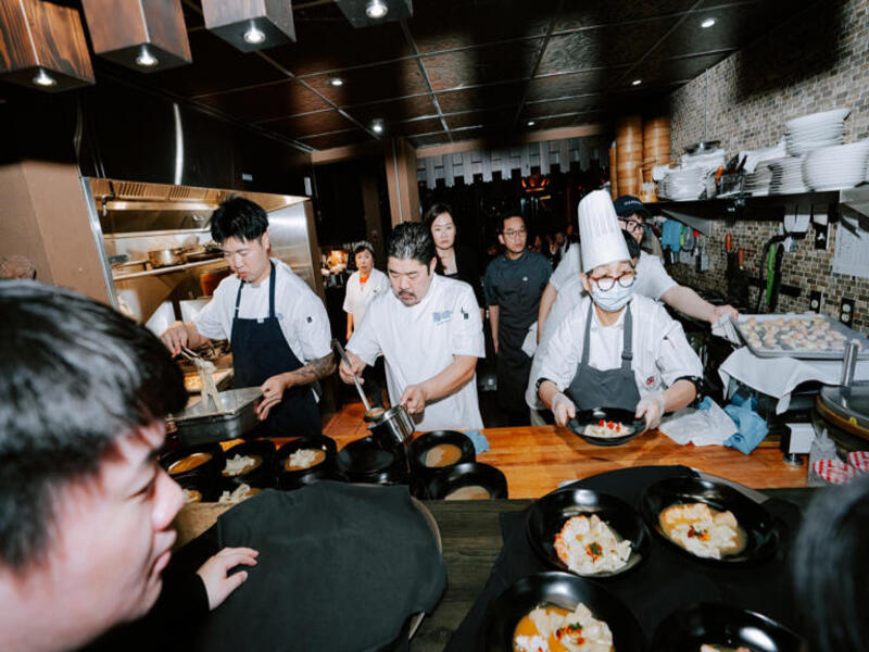 Three Chinese Chefs Redefine Seafood Cuisine at Prestigious Canadian Dinner