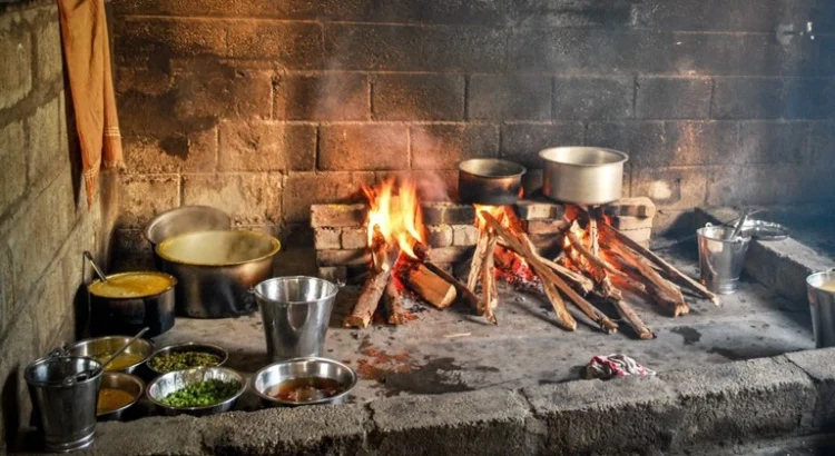 The Return of Traditional Cooking Methods