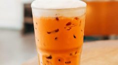 Make Thai tea