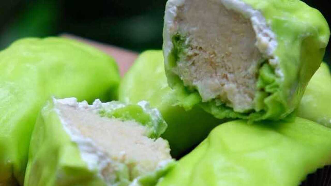 Durian Pancakes