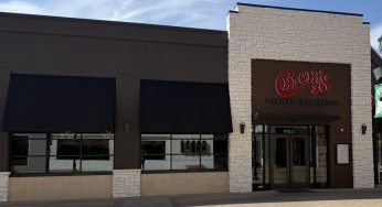 These Fans Grew Up With Chi Chi Restaurants and Their Demands for the New Era Are Wild!